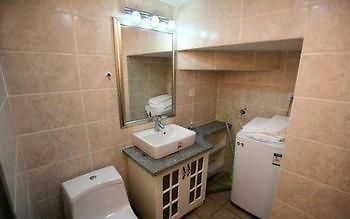 Nanchang Yijia Loft Apartment Hotel Экстерьер фото